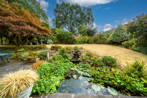 REAR GARDEN- click for photo gallery